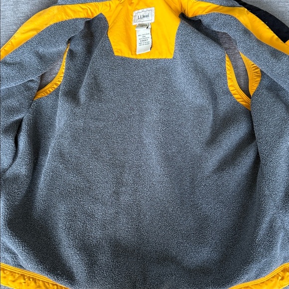 LL Bean Womens Yellow Fleece Lined Nylon Vest L Hiking Outdoor Layering Retro - Picture 8 of 10